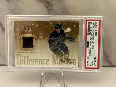 Camiseta Fleer Ultra Difference Makers 2005 Alexander Ovechkin PSA 9 novato Foto 1 de 2