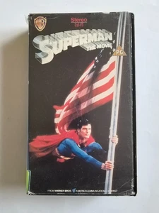 Vintage VHS tape of the classic 1978 film Superman: The Movie. - Bild 1 von 3