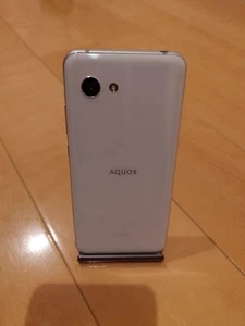 SHARP AQUOS R2 SH-M09 Compact Mini Android Phone SIM Free White From Japan - Picture 1 of 12