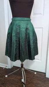 Modcloth Green Pleated Skirt - Picture 1 of 6