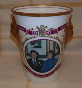 Vaso Cabeza de León Príncipe y Princesa de Gales visita Edición Limitada 74/250 - Imagen 1 de 7