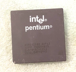 VINTAGE WORKING PULL INTEL PENTIUM 100 A00502100 SX963 SOCKET 7 CPU RM2-CMP47A-1 - Picture 1 of 2