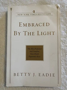 Embraced By The Light  Betty J Eadie Paperback PB Vintage - Picture 1 of 2