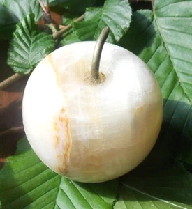 SPHERE DE COLLECTION EN PIERRE FINE POMME EN ONYX * - Picture 1 of 2
