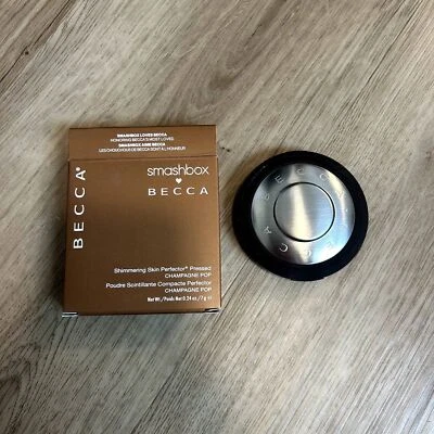 New Smashbox X Becca Shimmering Skin Perfector Pressed Champagne Pop Highlighter - Image 1 of 4
