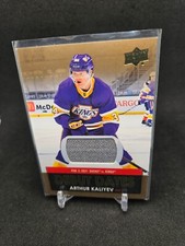Arthur Kaliyev 2021-22 Upper Deck Debut Dates Jersey #DD-4 - Los Angeles Kings