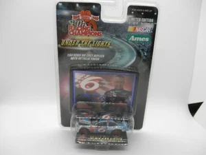 1999 RACING CHAMPIONS Under The Lights MARK MARTIN 1:64 AMES 1 OFF 5000 - Picture 1 of 3