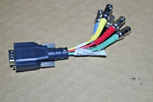 EXTRON 26-531-01 SYM BNCF/0.5 15-PIN HD MALE TO BNC FEMALE MINI HIGH RESOLUTION - Picture 1 of 7