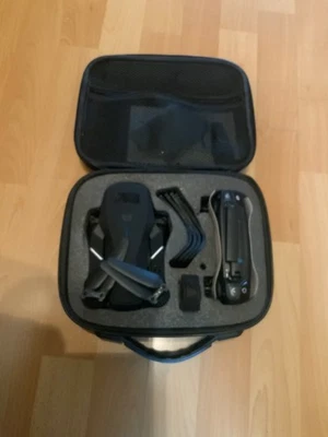 faltbare Drohne EACHINE E520S mit Kamera (4K/5G) und GPS in Transportbox - Bild 1 von 3