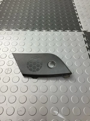 Infiniti QX60 2013-2015 delantero derecho pasajero tablero altavoz cubierta parrilla OEM Foto 1 de 4