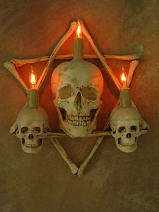 3 apliques de calavera iluminados, marco de hueso hexagrama, cráneos/esqueleto de utilería de Halloween, NUEVO - Imagen 1 de 5