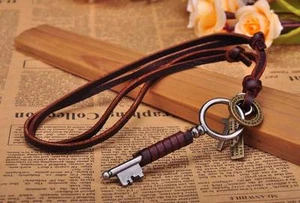 N221 Marrón Surfer Vintage Llave Colgante Cuero Cordón Largo Collar Para Hombre NUEVO - Imagen 1 de 7