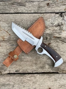 Cuchillo rastreador de caza de acero D2 hecho a mano personalizado mango de madera con funda de cuero - Imagen 1 de 5