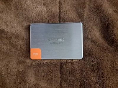 Samsung SSD 470 256GB (MZ-5PA256A) - Image 1 of 2