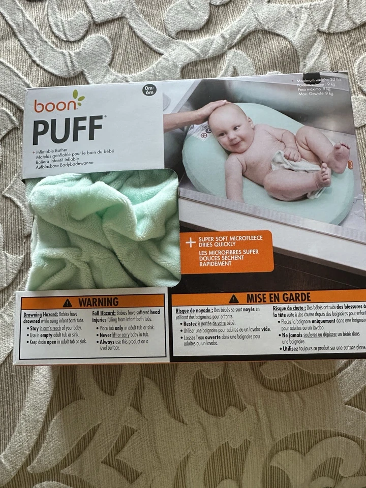 Boon Puff Inflable Bebé Bañista con Cubierta de Microfibra de Secado Rápido para Recién Nacidos Foto 1 de 1