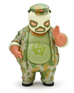 FIGURA VINILO COMANDANTE EL PANDA 8" EDICIÓN CAMUFLAJE POBLANO POR KOZIK MUTTPOP 2006 - Imagen 1 de 2