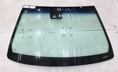 NEW OEM GM Windshield Glass 22923645 Cadillac XTS 2013-2014 - Image 1 of 4