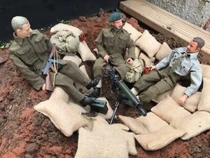 1/6th scale RM commandos with Vickers MMG, sandbags, CyberHobby Roy bits & more! - Picture 1 of 11