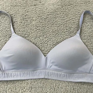 Pink Bra 36C Lightly Lined Wear Everywhere Wireless Lightly Lined Victoria - Picture 1 of 9
