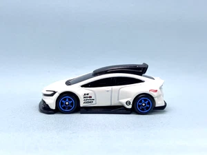 2026 Hotwheels # Toyota Prius mit Dachbox, ungesponnen lose - Bild 1 von 4