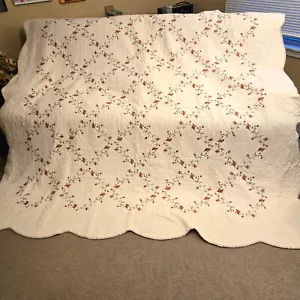 Better Homes & Gardens Hannalore Queen Size 84x90" Cotton Quilt & 2 Pillow Cases - Picture 1 of 12