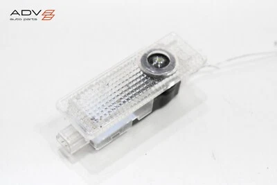 2014 - 2019 BMW X6 X5 F16 F15 FRONT RIGHT SIDE DOOR PANEL COURTESY LIGHT LAMP - Image 1 of 4