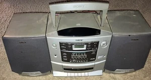 Sony CFD-Z500 AM/FM CD/Cassette Player Vintage Boombox Original Tested Working - Picture 1 of 10