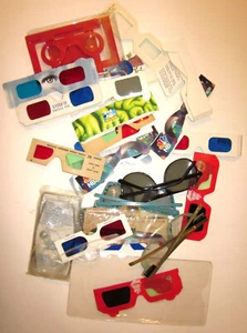 SALE: Karton mit 3D BRILLEN und einigen Polaroidbrillen - Bild 1 von 3