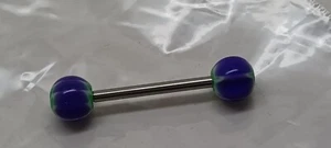 Bauchnabel Stangen Schmuck lila und grüne Kugel x 1 JETZT KAUFEN £3,00 KOSTENLOSER VERSAND - Bild 1 von 5