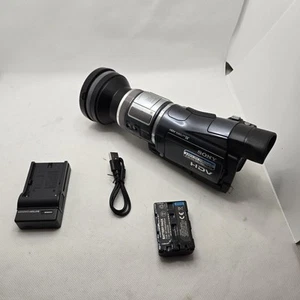 Sony Handycam HDR-HC1E PAL Handheld High Definition MiniDV Camcorder Tested - Picture 1 of 16