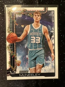 2025-26 Topps Holiday - Liam McNeeley #H189 (RC) - Foto 1 di 2