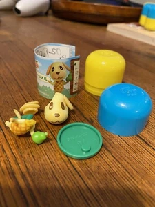 Futura Choco Egg Goldie The Dog Mini Figure Animal Crossing - Picture 1 of 3