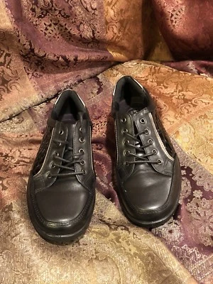 Padders ATOM Women's Sz 3.5/ 36.5 E Leather Lace Up Black Leather Shoes - Image 1 of 4