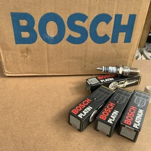 4x Bosch W7CP 0241235626 Spark plugs - Picture 1 of 4