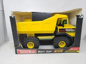 1993 VTG Tonka Mighty Diesel Dump Truck No. 93901 RARE Metal Frame WITH BOX - Picture 1 of 24