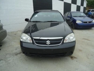 Grille Fits 06-08 FORENZA 481181 - Изображение 1 из 4