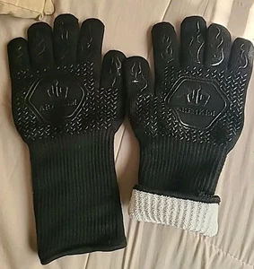 BBQ Oven Gloves 1472℉ Heat Resistant Mitts Silicone Non-Slip Black - Picture 1 of 4