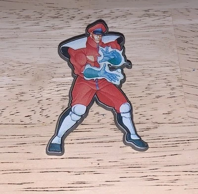 M Bison Street Fighter 2 Vintage Pin Badge Brooch Capcom - Image 1 of 2