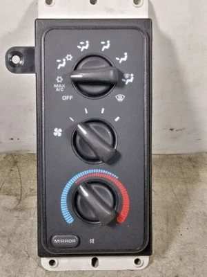 Dodge Ram 2500 1999 controles de aire acondicionado y calefacción. NÚMERO DE PIEZA 55056702PACKUP 69515 Foto 1 de 4