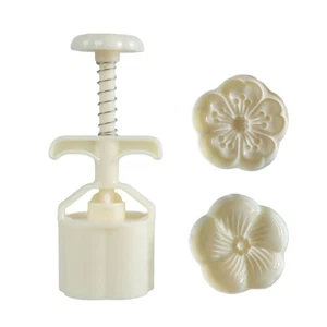 75g Dessert Molds Peach Flower Shape ABS Texture Dessert Press for Baking - Picture 1 of 8