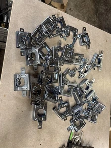 Lot Of 29 New Victaulic VicFlex Sprinkler AB3 Bracket Surface Mount A000AQFINB - Picture 1 of 5