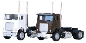 Herpa # 25236 White Road Commander Cabover Tractor - Single Axle - Assbld HO MIB