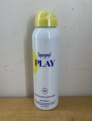 Supergoop PLAY Antioxidant Body Mist FPS 50 Vitamina C 3 oz EXP 4/27 Novo Selado - Imagem 1 de 4