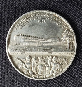 Crystal Palace for the Great Exhibition of 1851 Commemorative Medal - Picture 1 of 2