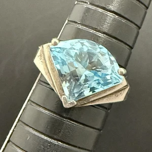 Anello vintage argento sterling 925 taglio trilione 10 mm acquamarina misura 8 6 grammi - Foto 1 di 16