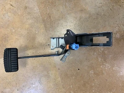 2017 Mitsubishi Mirage ES G4 Brake Pedal Assembly - Image 1 of 2