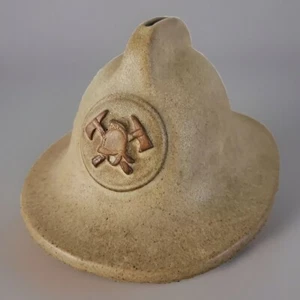 Vintage handgefertigte signierte Studiokeramik Feuerwehr Helm Spardose, - Bild 1 von 9
