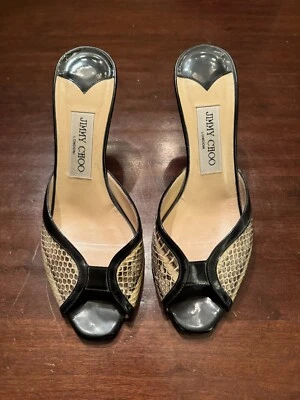 Sandalia de piel de serpiente JIMMY CHOO gatito tacones abiertos con punta abierta - VENTA AL POR MENOR $800 Foto 1 de 4