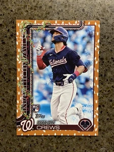 2025 Topps Holiday - Luces doradas de vacaciones - Dylan Crews - RC - #H46 ROOKIE - Imagen 1 de 2
