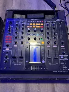 Pioneer DJM 2000 Nexus Professional Mixer + Case - Picture 1 of 7